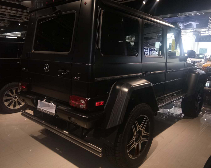 锋芒毕露18款奔驰G550 4X4性价比怎么样 现车
