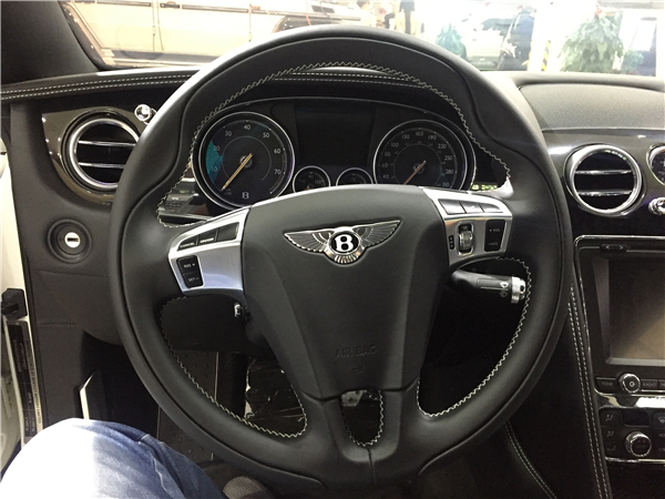 2018款宾利欧陆GTC敞篷版软顶天津现车优惠