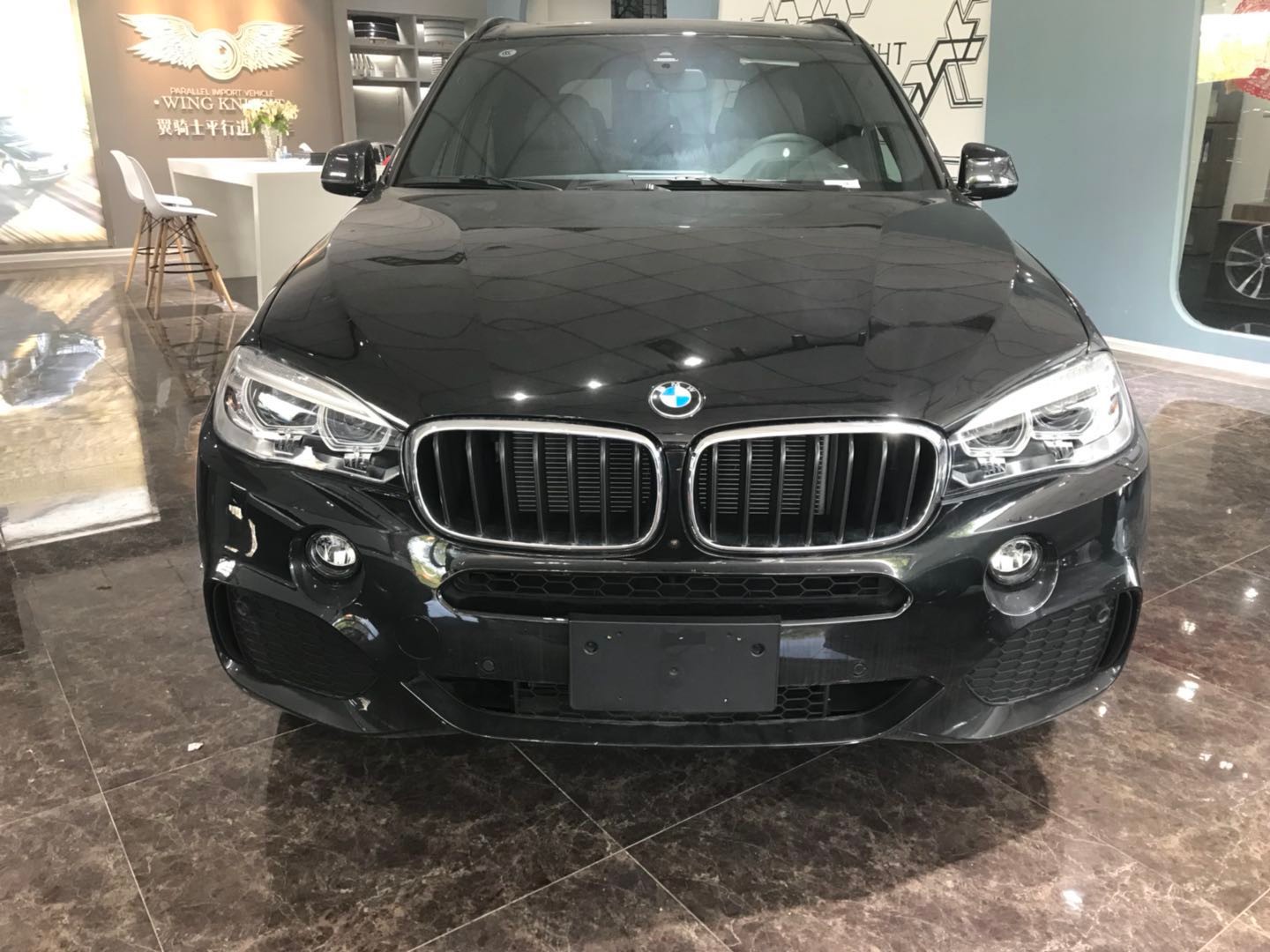 新款宝马X5时尚硬朗外形 独领风骚