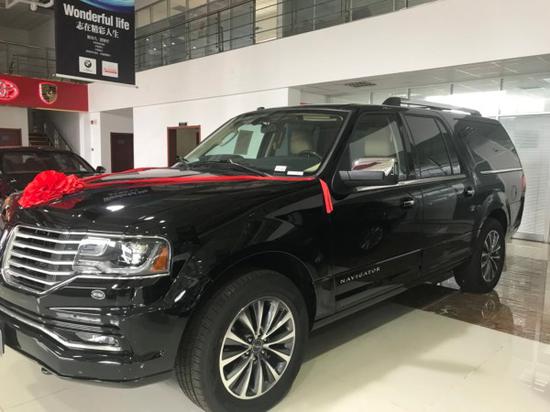 17款林肯领航员全新的霸气外观让人耳目一新