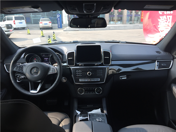 平行进口车奔驰GLS450加拿大版新款配置现车细节实拍展示