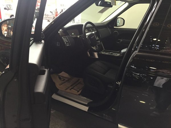 平行进口车17款路虎揽胜行政汽油版天津现车