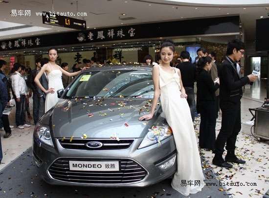 【图文】强劲驶达 2011新蒙迪欧致胜媒体发布会
