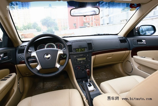 15074187_550.jpg