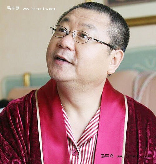 【图文】《老大的幸福》范伟坐豪华suv代言微