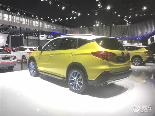 比亚迪宋EV300 DM亮相 纯电动 双模混动高清图片