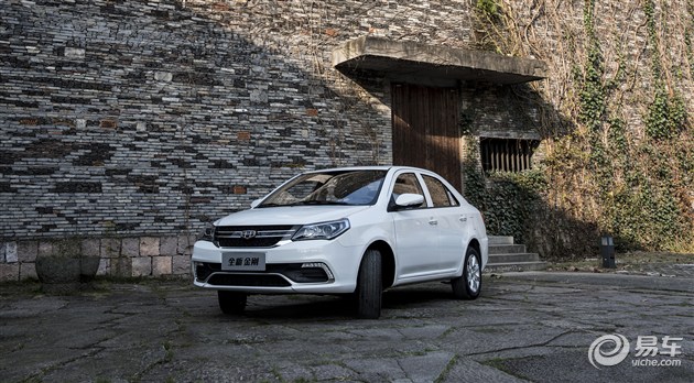 吉利金刚最低价格2.59万全系优惠2.5万_新车到