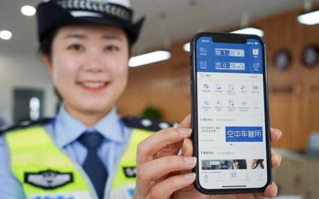 交管便利措施推广顺利 全国电子驾驶证领取人数超6300万