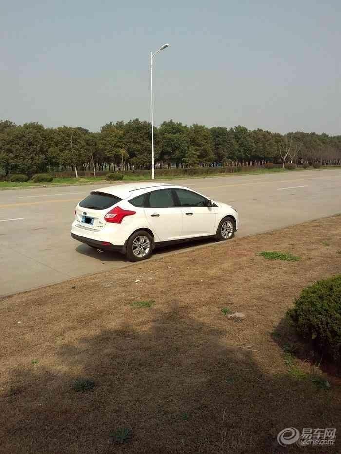 【福特福克斯两厢油耗如何|口碑】_第1页