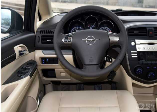 海马 普力马 2014款 1.6L 手动开拓版 7座高清图片