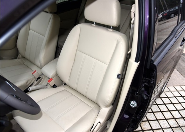 海马 普力马 2014款 1.6L 手动开拓版 7座高清图片
