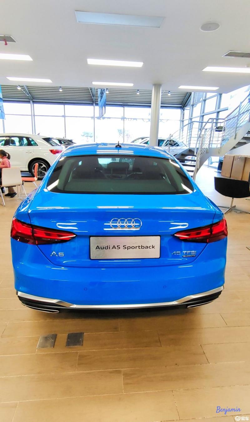 奥迪a5 2021款 cabriolet 45tfsi quattro 臻选动感型