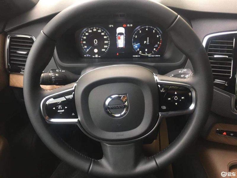 沃尔沃xc90 2021款 b5 智行豪华版 7座