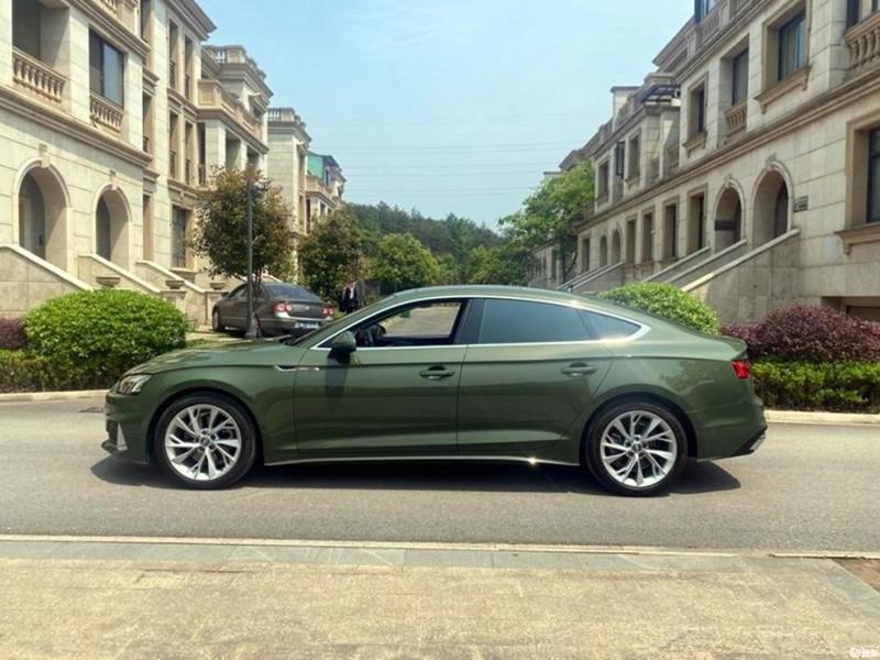 奥迪a5 2021款 sportback 40 tfsi 时尚致雅型