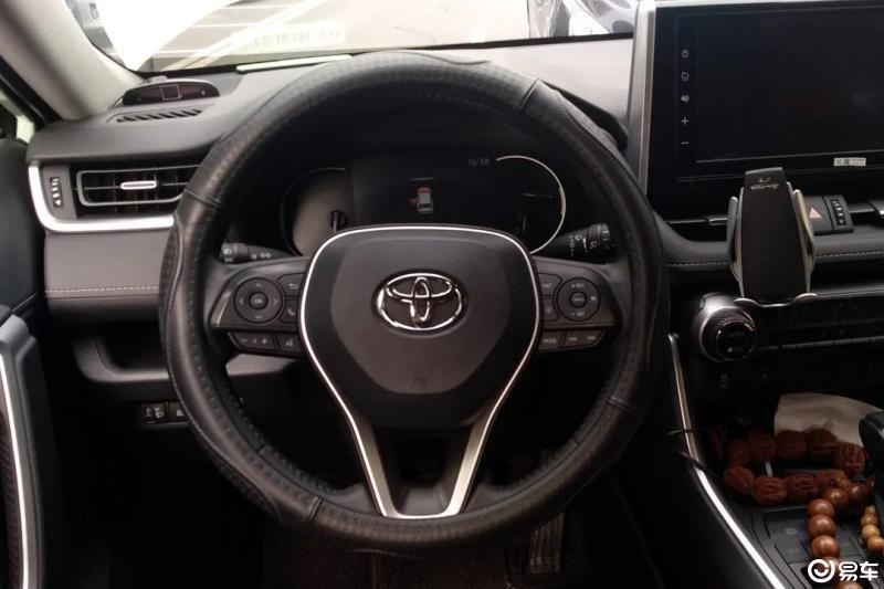 rav4荣放 2021款 2.0l cvt 两驱 风尚plus版