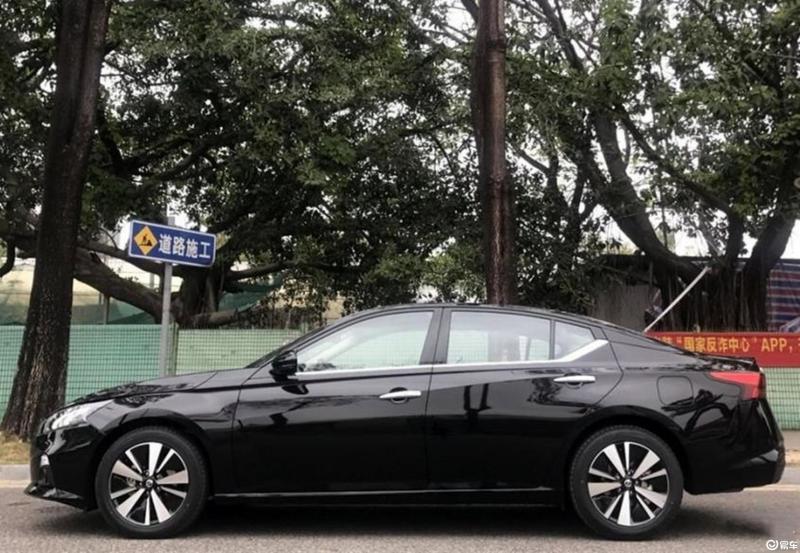 天籁2021款 2.0l xl 舒适版