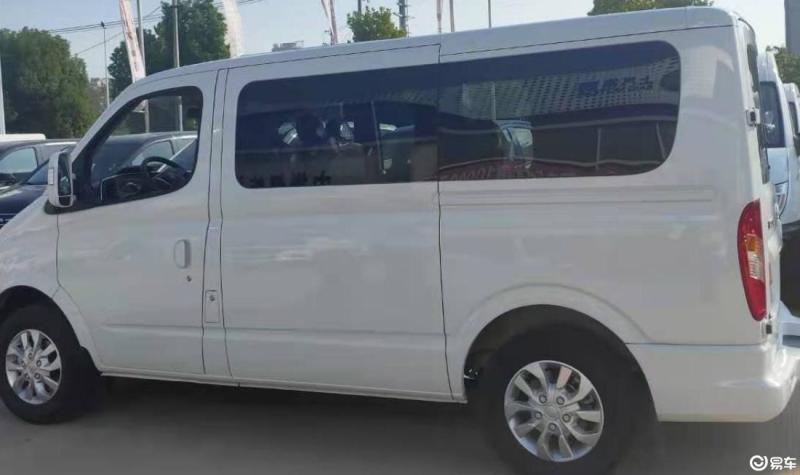 2021款大通v80plus,上汽大通v80最新款 上汽大通maxus v80 2021款 plus 城市版 2.0t 手动 短轴超低顶 5/6座