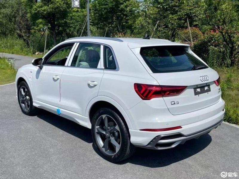 奥迪q3 2021款 35 tfsi 时尚动感型