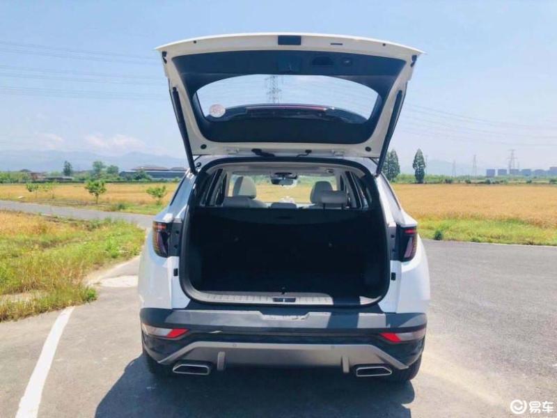 途胜2021款 途胜l 1.5t 双离合 两驱 lux尊贵版