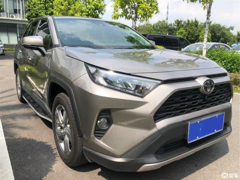 丰田rav4荣放