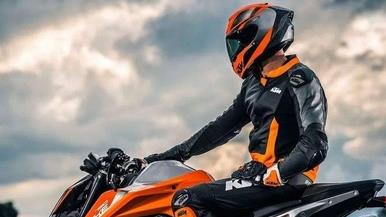 ktm 790全新公爵摩托车特技花样试驾.