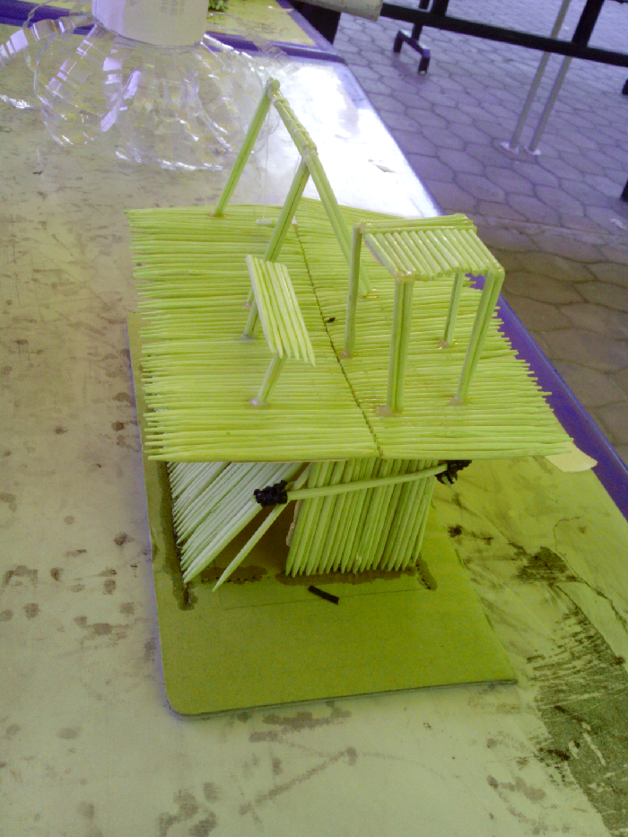 【【易车APP直播】参观大学生手工制作展览