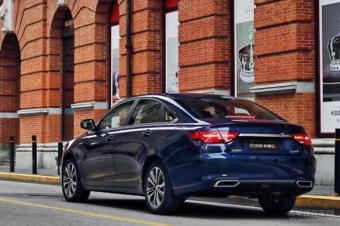 在昆明买二手车 斌驰教你识别事故车