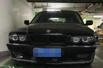 第一次见以为是杂牌车,后来发现误会了,这车比顶级宝马还高级