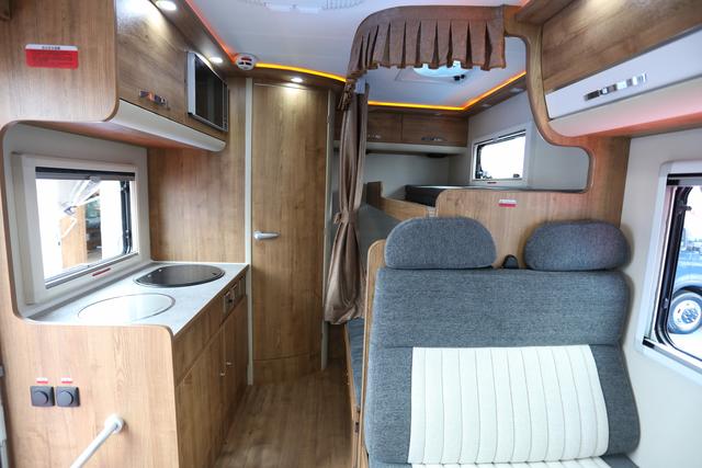 福特全顺房车5.99米的 156738594272.png