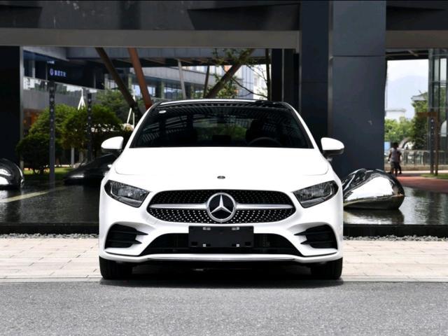 奔驰a180l,奔驰a180l报价及图片