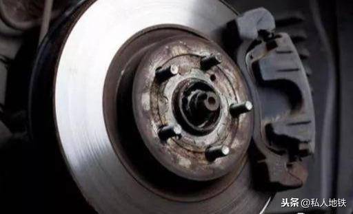 手刹怎么刹车的 157205777685.png