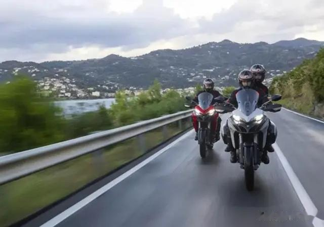 春风-ktm790adv真要来了?网传春风800cc拉力车型谍照