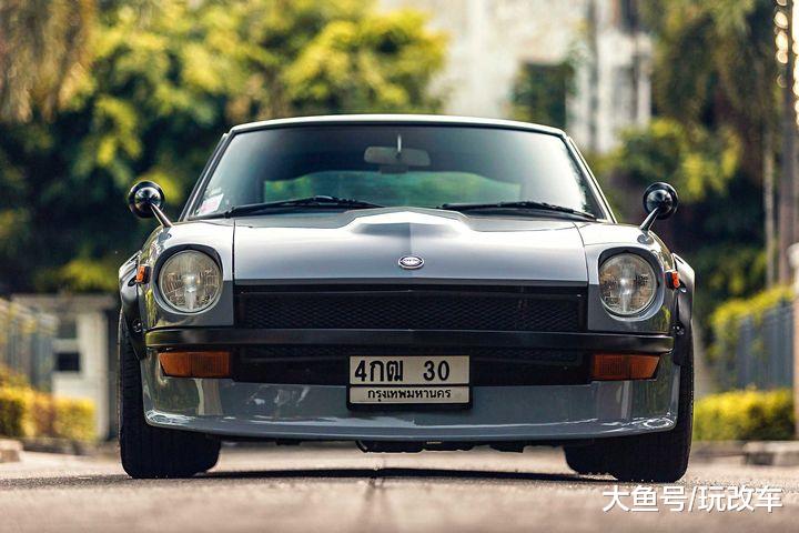 优雅改装灰色日产达特桑240z