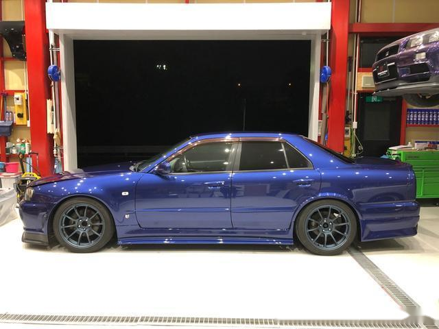 定制 四门版 日产skyline R34 Gt R 配197马力2 5升六缸引擎 易车网