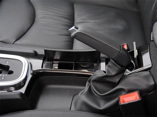 手刹怎么拉才最恰当 15764542366801476.png