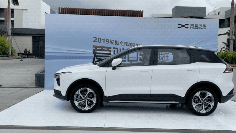 而像是广汽aionlx这种车型,已经迈向650公里的nedc续航.