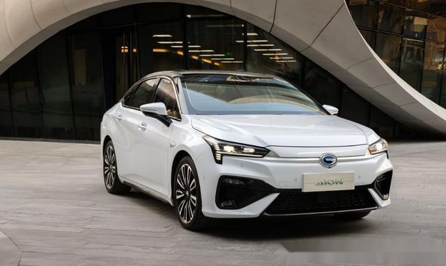 汽车早报｜极越汽车发布致全体债权人的通知 齐普策将不再担任宝马管理委员会主席