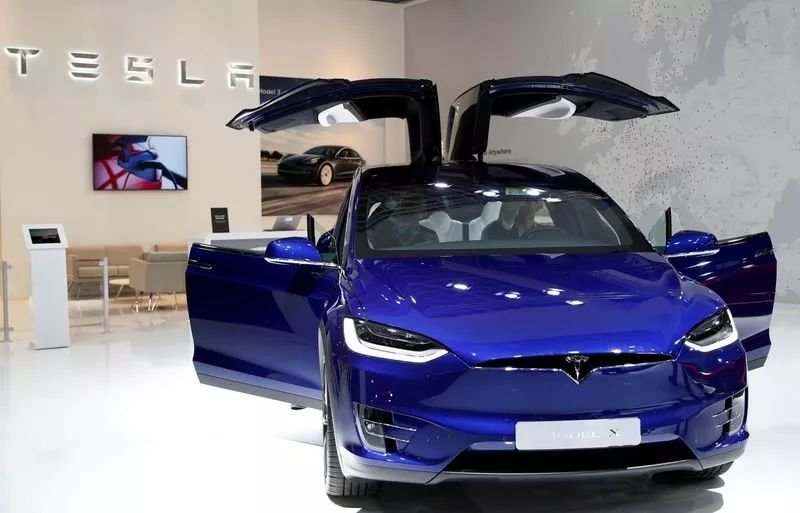 特斯拉申请在华生产长续航版model 3;福特召回24万台汽车丨智驾晚报