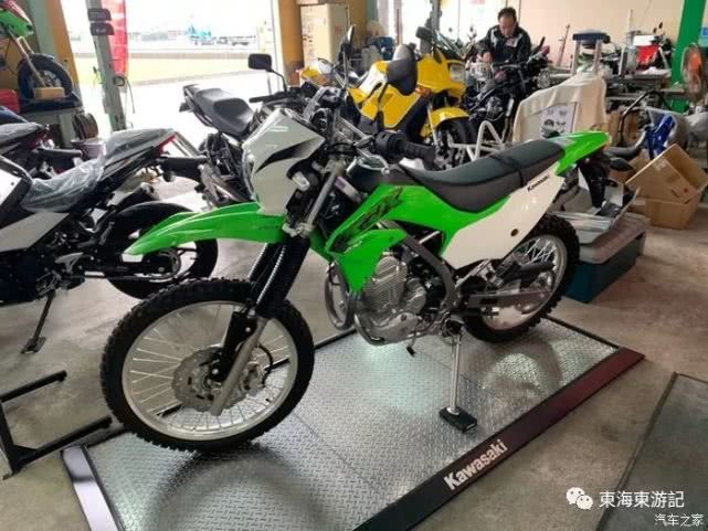 国内还未上市,先来看看日本本土川崎klx230实拍