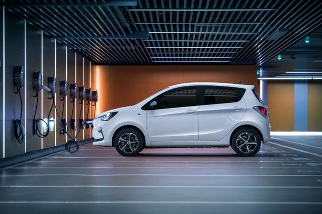 疯狂猜成语南北中间一辆车_一的成语疯狂猜成语图