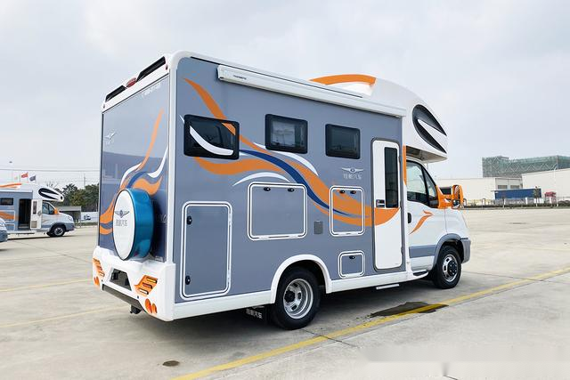 最便宜的房车1万元以下 15875006365079887.png