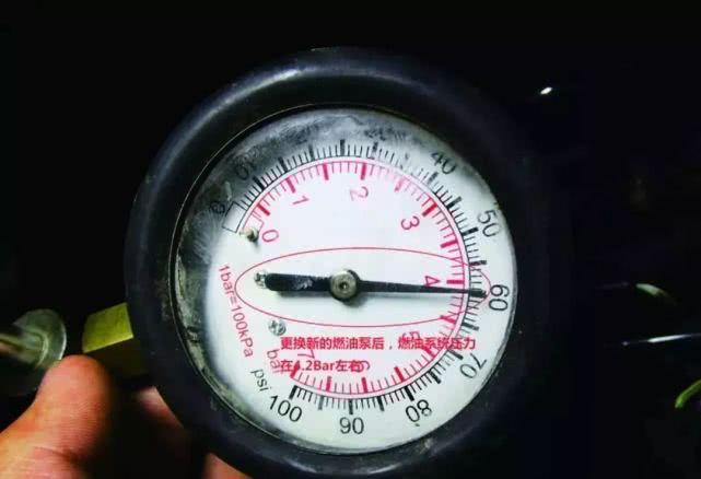 发动机故障灯 15877676734043725.png