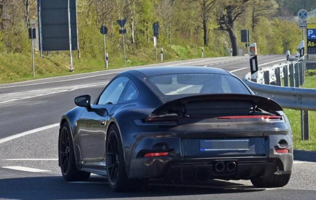 没了尾翼同样高调 保时捷新一代911 gt3 touring package