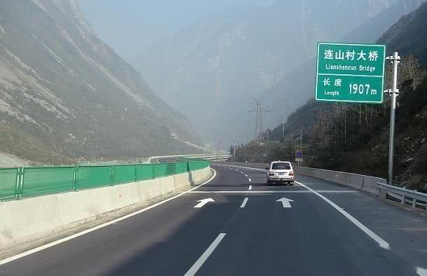 新手多久可以自己上路开车 15883550161144943.png