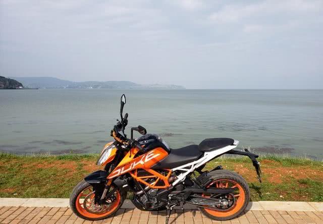 全新ktm390杜克骑行感受大油箱电子油门全彩仪表价格公道