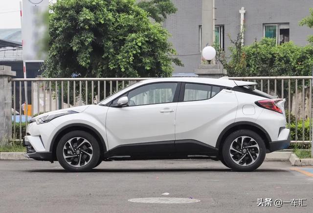 新款丰田suv12万左右,新款丰田suv12万左右的车