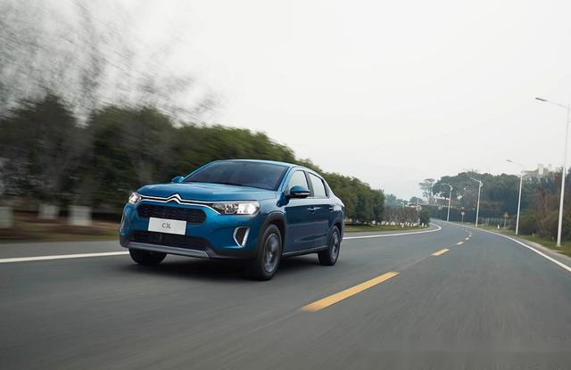 雪铁龙c5suv,雪铁龙c5s挡怎么用