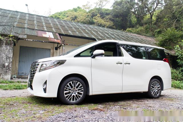 新款丰田alphard hybrid e-four正式发布会给市场带来