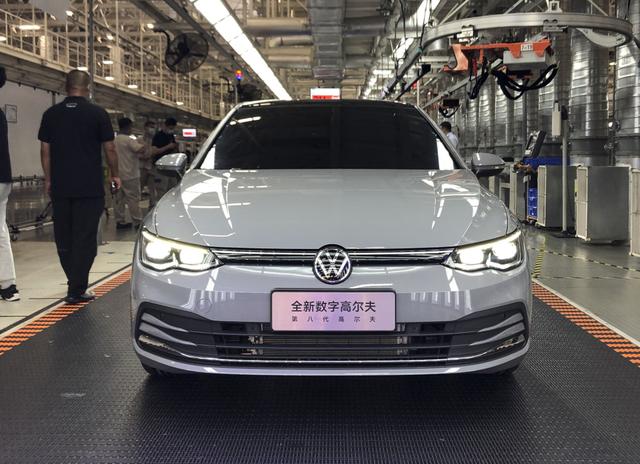 全新高尔夫将于11月7日上市,有两种外观设计风格