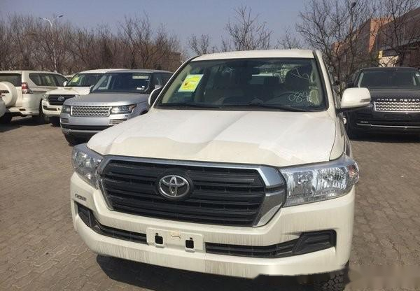 丰田陆地巡洋舰v6与v8有什么区别